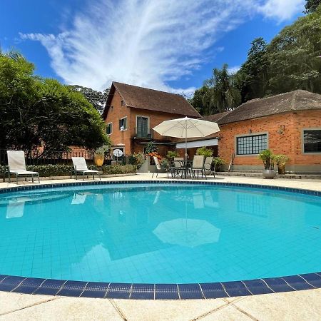 Villa Serena Bed & Breakfast Embu Buitenkant foto