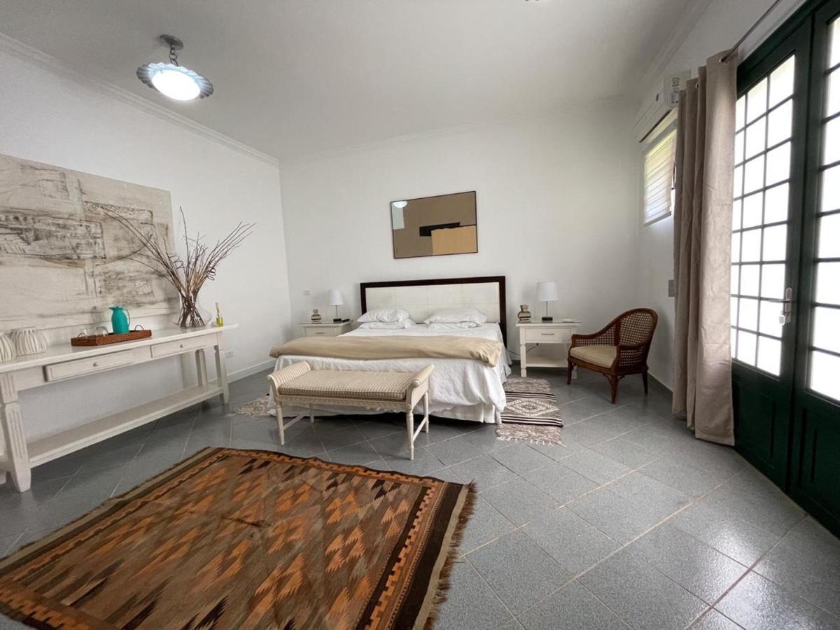 Villa Serena Bed & Breakfast Embu Buitenkant foto