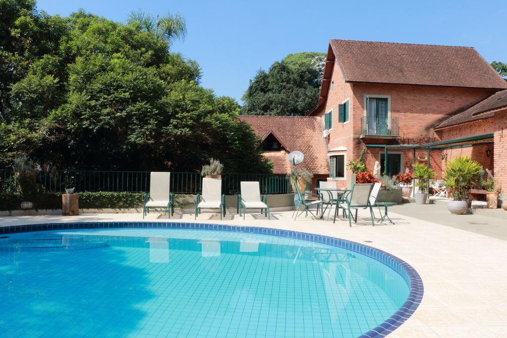 Villa Serena Bed & Breakfast Embu Buitenkant foto
